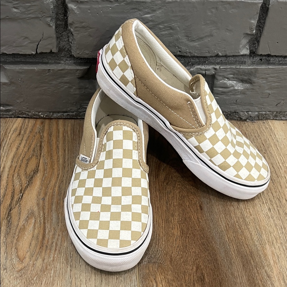 Kid’s unisex Vans Checkered Slip-On Sneakers